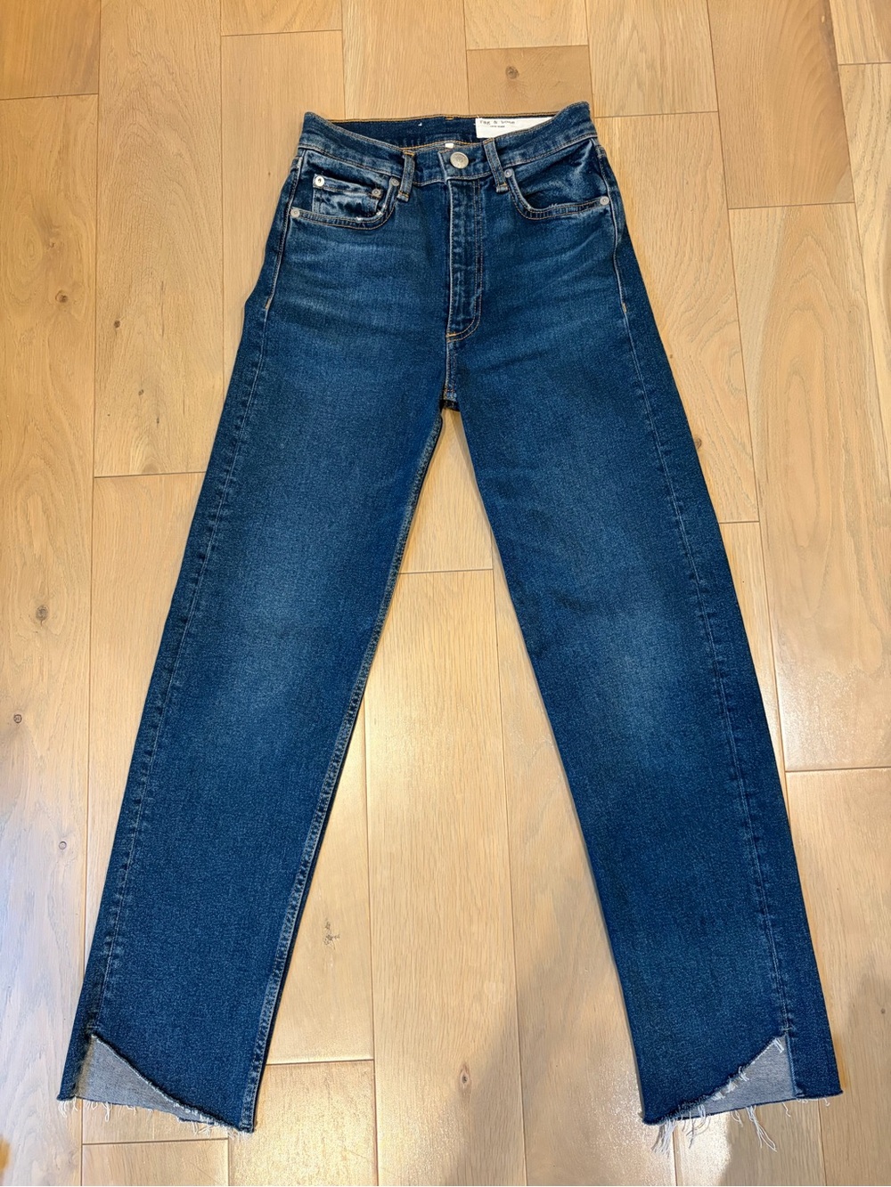 Rag & Bone Harlow Mid-Rise Straight-Leg Jeans 24